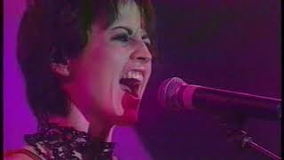 The Cranberries - Hollywood Live (5/10/2002 Istanbul Concert)