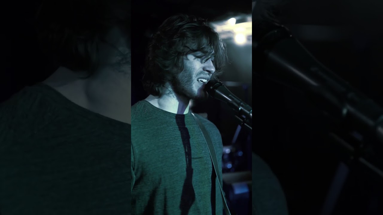 Strange ✨ an original by Marshall Luna Blu. @Photosbykellen — #livemusic #songwriter #rockmusic