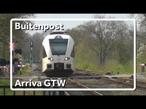 Arriva GTW komt aan op station Buitenpost!