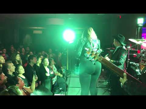 Cynthia Silva La Grande y La Raza Obrera del Gurrumino y El Viejito