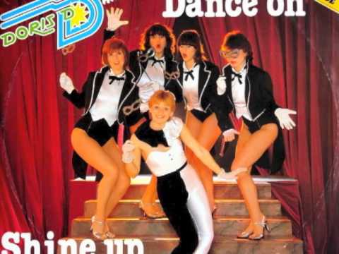 Doris D & The Pins - Shine Up