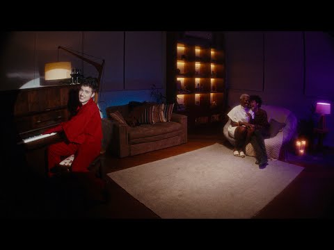 Domingo À Noite - Tom Karabachian