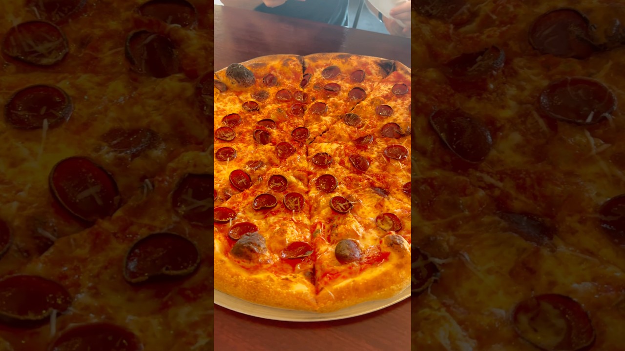 IS THIS THE BEST PIZZA IN DFW? 🍕🔥 #viral #pizza #shorts #dallas