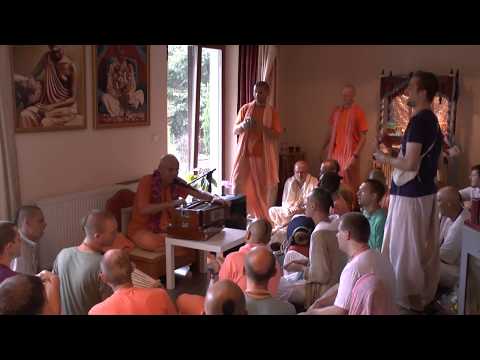 HH Kadamba Kanana Swami - kirtan 06.08.2017