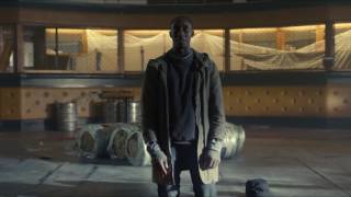 Synth Max android prays in Humans scene (actor Ivanno Jeremiah) video