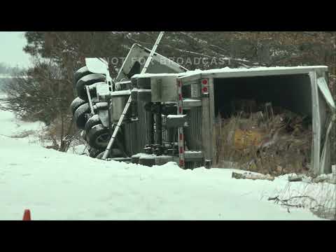 01-24-2022 Valparaiso, Indiana- Semi Jackknifed Hwy 30 due to slick roads