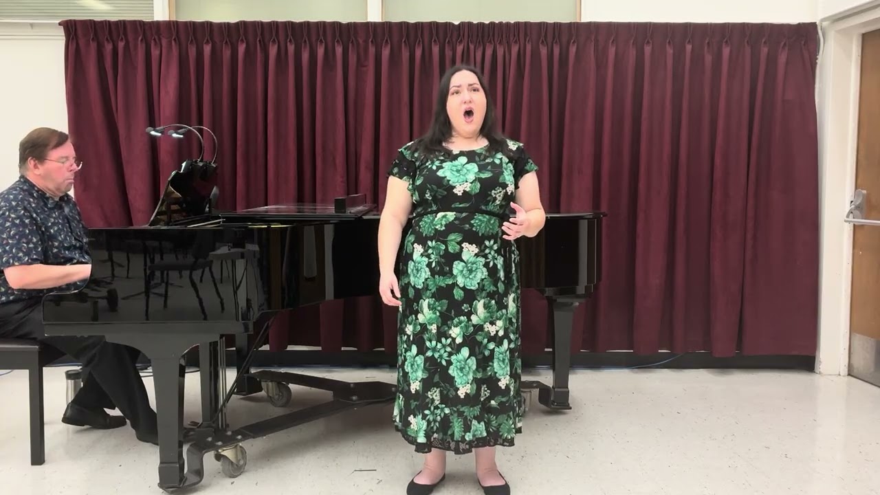 Promotional video thumbnail 1 for Classical/Opera Singer, Martina Goldring