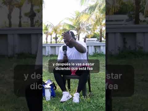 Por payaso, no hay necesidad de decirle fea, solo porque no le llamas la atención pana.