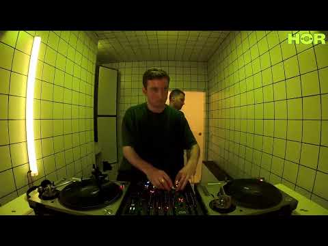 Unterwegs - Decka B2B Deluka / August 17 / 8pm-9pm