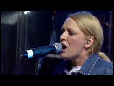 Dezerter & Kasia Nosowska -  Czwarta Rano (Live Woodstock 2004)