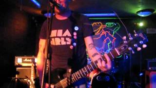 Mikey Erg "A Very Special Song For A Very Special Young Lady Part 2" live @CrossboneFest 24-03-2012