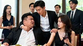 CEO was koud tegen zijn vrouw, maar redde haar toch uit gevaar. Zijn afstandelijkheid was een toneelstukje, want hij had 13 jaar van haar gehouden!