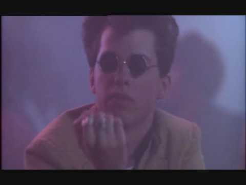 THE RAVE-UPS - Positively Lost Me - PRETTY IN PINK