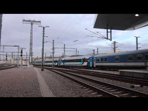 D 346 "Dacia" (Bucuresti - Wien) and RJ 72 (Graz - Praha) at Wien Hbf