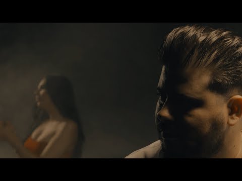 Cristian Dragomir - Torn alcool pe mine 🍷 | Official Video 2024 #manele2024