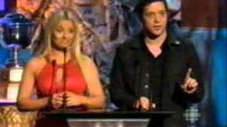Trish Stratus presents at NHL Awards 2007, plus Red Carpet interview