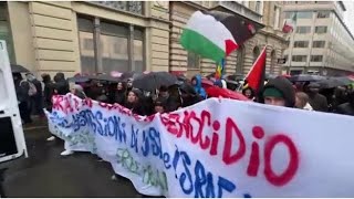 Torino, la pioggia non ferma il corteo regionale pro Palestina