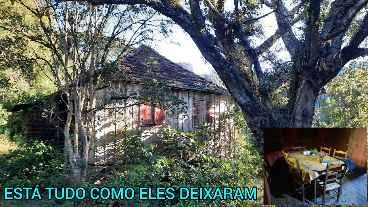 PARECE QUE ESTÁ TUDO ARRUMADO A ESPERA DO ANTIGO DONO ROUPAS NO ARMÁRIO E MÓVEIS TUDO DENTRO DA CASA