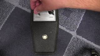 Video thumbnail for 1960s Vox Tone Bender V828 Fuzz Demo by drowninginguitars