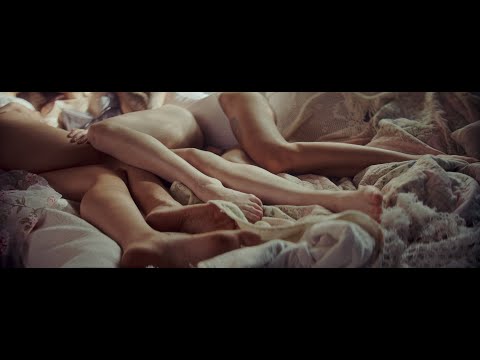 Kreisais Krasts - Austošās Saules Dziesma