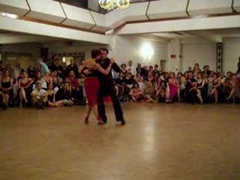  Cecilia Gonzalez  and  Tomas Howlin  are  dancing  to  the  tango  "  Encuentro  "