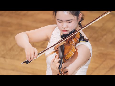 Hina Maeda performs Szymanowski, Hubay and Greig Thumbnail