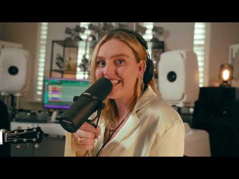Perrie - Absof*ckinglutely (Live from the La La Room - Part Three)