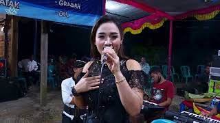 Download lagu Yuli Feat Mase Karang Taruna (Tresno Bojone Uwong )... // eSBe Campursari // KMP audio mp3