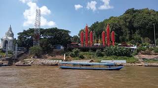 Download lagu Mekong River Crossing to Laos mp3