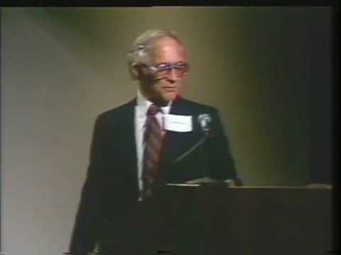 The Impact of Integrated Circuits, lecture by Robert Noyce