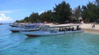 preview picture of video 'Best way to The Gili Islands'