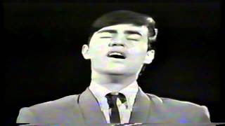 John Rowles - At The End Of A Rainbow