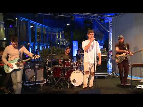 Moritz Garth live bei der "Alcatel Entertainment Night feat. Music meets Media"