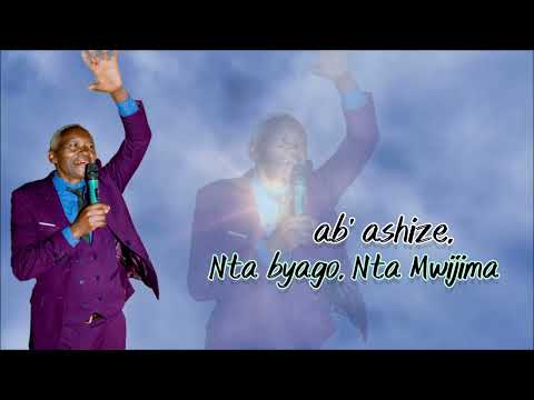 Ubwo nzabona Umukiza # Gushimisha 220 by Ananias Ntoyimana.