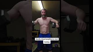 Download lagu Yesterday I was a king, today I’m a potato 😂 Body dysmorphia wins. Air, ice cubes, and chest day. mp3