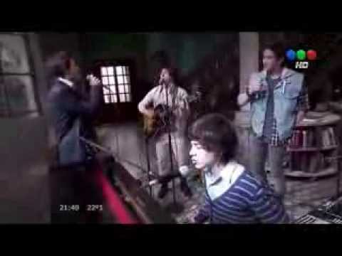 Gopal hace que canten Refundacion