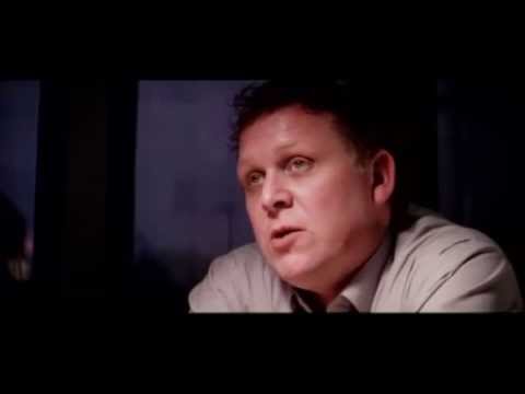 Du fatter ikke en skid vel ? , Nej..   Vil du have en smøg ? , Ja..