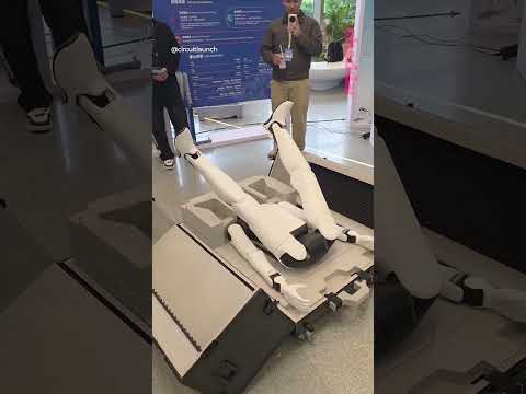 AGIBOT A3 self-packing🤖 #humanoid #robot #ai