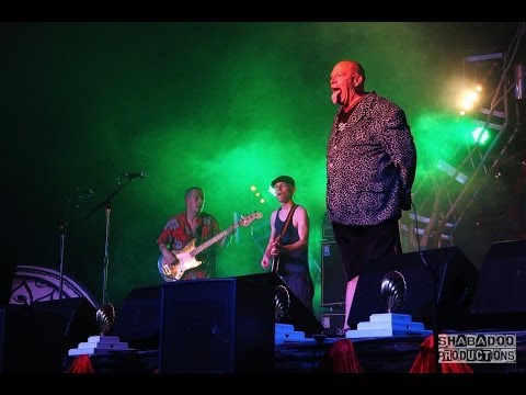 Bad Manners - Lip up fatty & Can Can (LIVE)