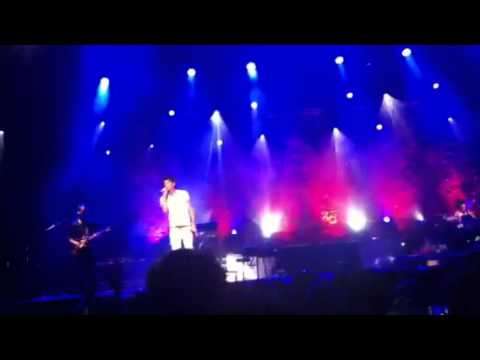 Mika - We are Golden @ Low Cost 2011