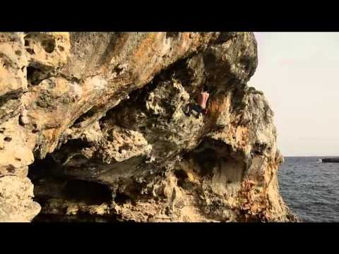 The Alpkit Archive | Smash It In - 8A Deep Water Solo Majorca