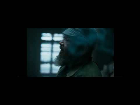 The Wheel of Time episode 2: Thom Merrilin sings in different languages