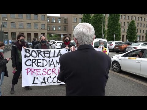 Firenze processo morte Martina Rossi, il padre ai collettivi: "Grazie di difendere una causa giusta"