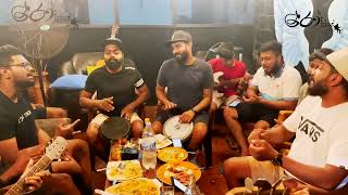 Download lagu Sande Oba Eida Me Yame - සඳේ ඔබ ඇයිද මේ යාමේ | Ronde - රෝන්දේ mp3