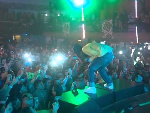 Sizzla Kalonji Live @ Costa Rica MoreFire Set 14 2013 (Official Video)