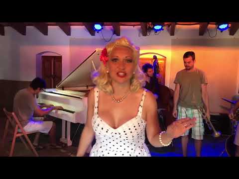 SHINY STOCKINGS - Gunhild Carling in Sedajazz with le dancing pepa