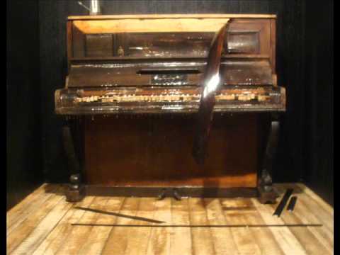 TIM HECKER - Live @ O'Artoteca , Milano - 6/12/2011