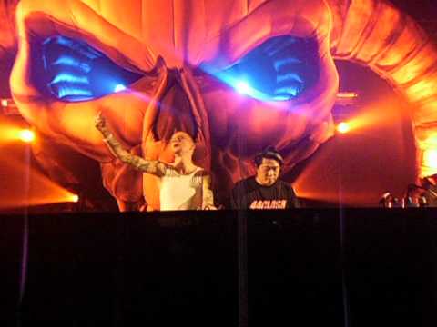 Drokz VS Akira @ Masters Of Hardcore - The Vortex Of Vengeance 2012