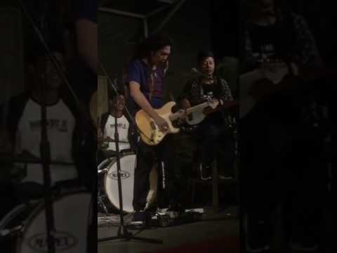 Tika Dewi - Dewi feat RAFI da4 "bertepuk sebelah tangan"