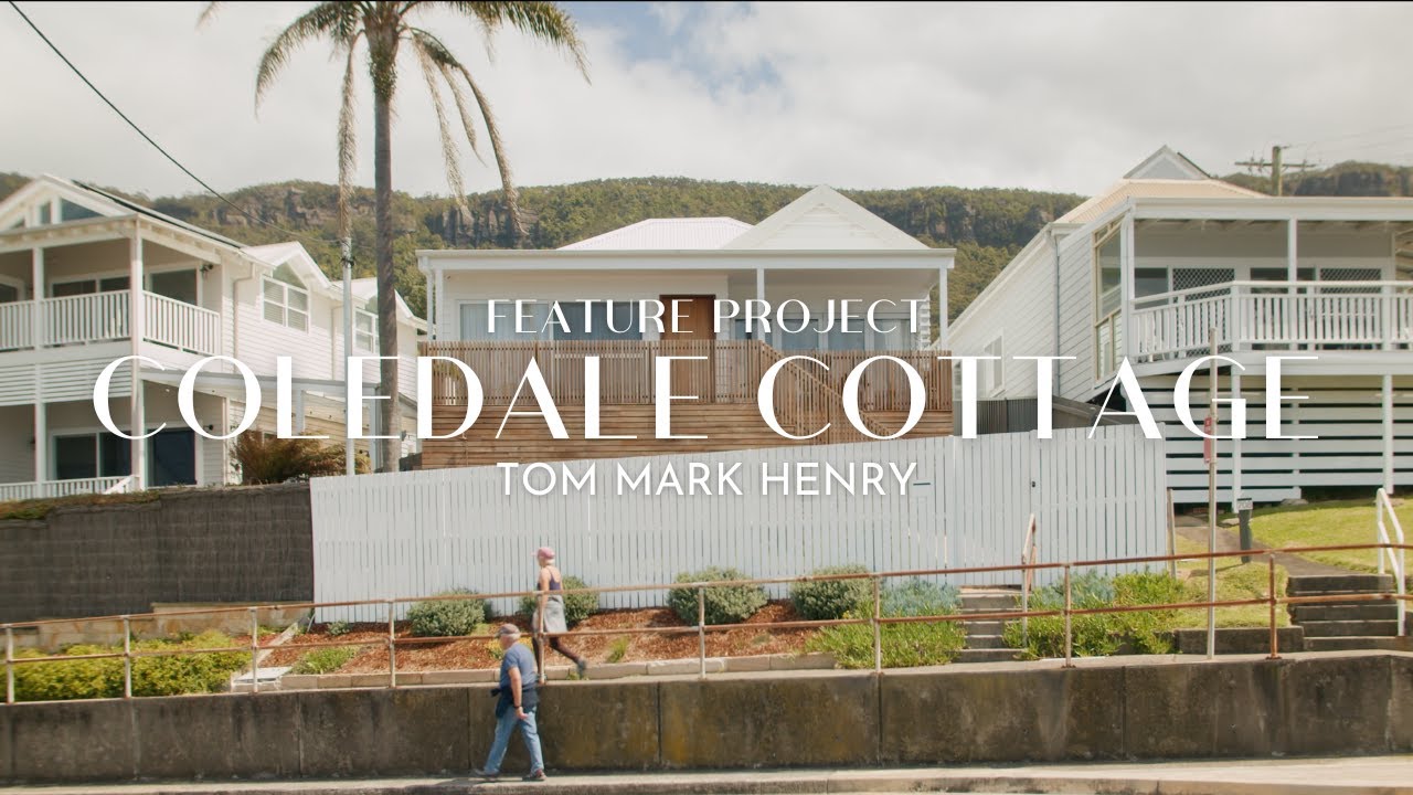 Coastal Cottage - Tom Mark Henry